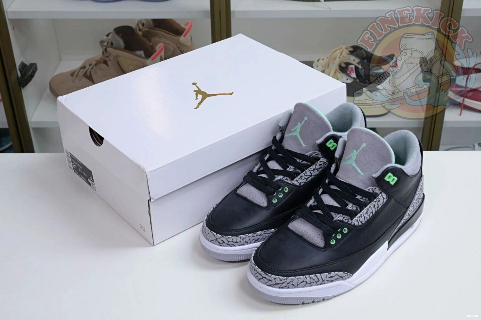 Green Jordan Glow 3 Air 0726